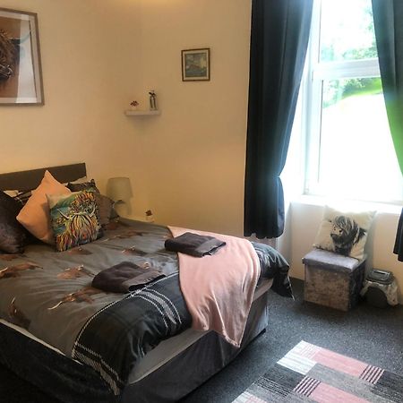 Captivating 2-Bed Apartment In Isle Of Bute Rothesay Buitenkant foto