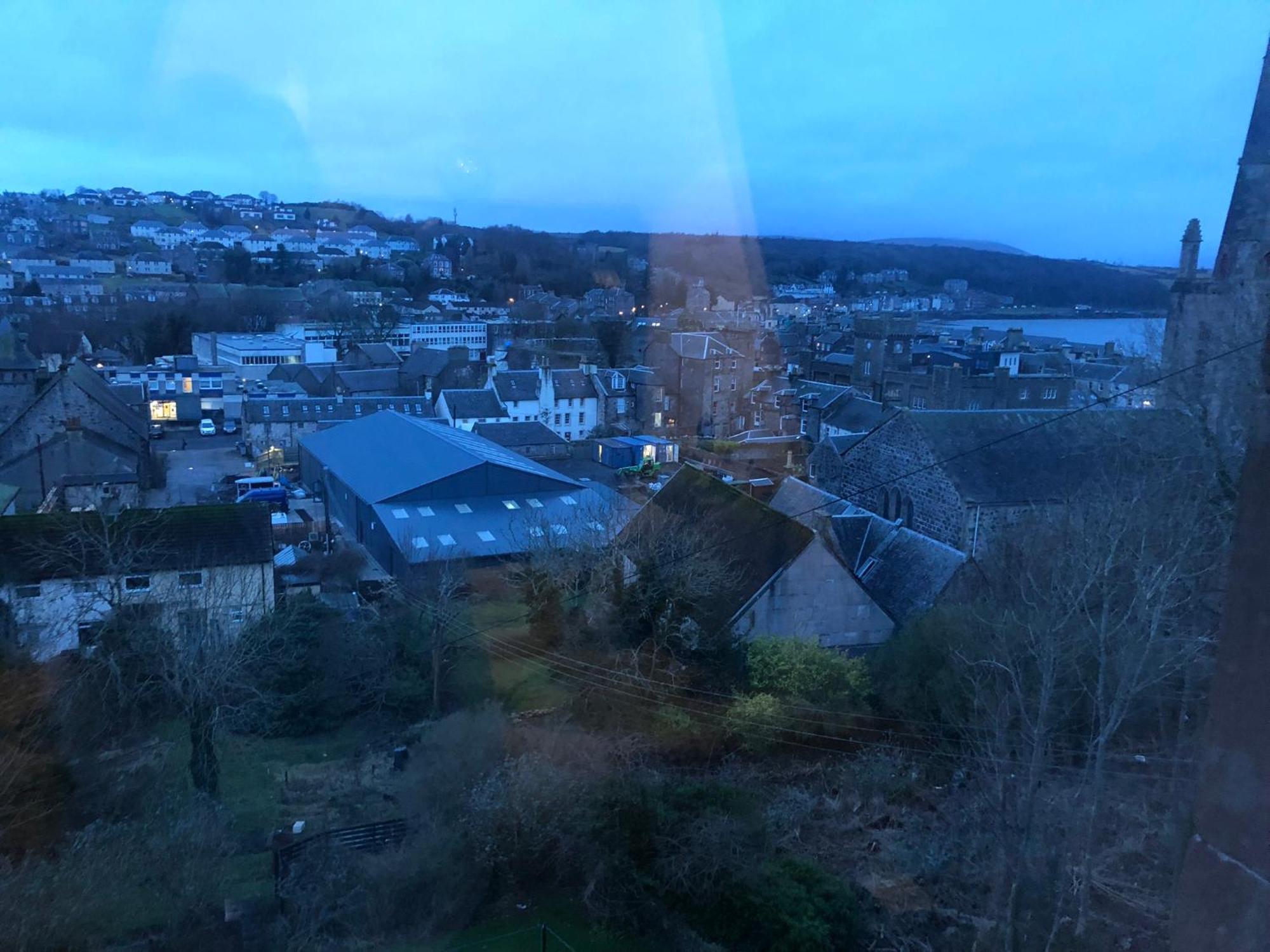Captivating 2-Bed Apartment In Isle Of Bute Rothesay Buitenkant foto