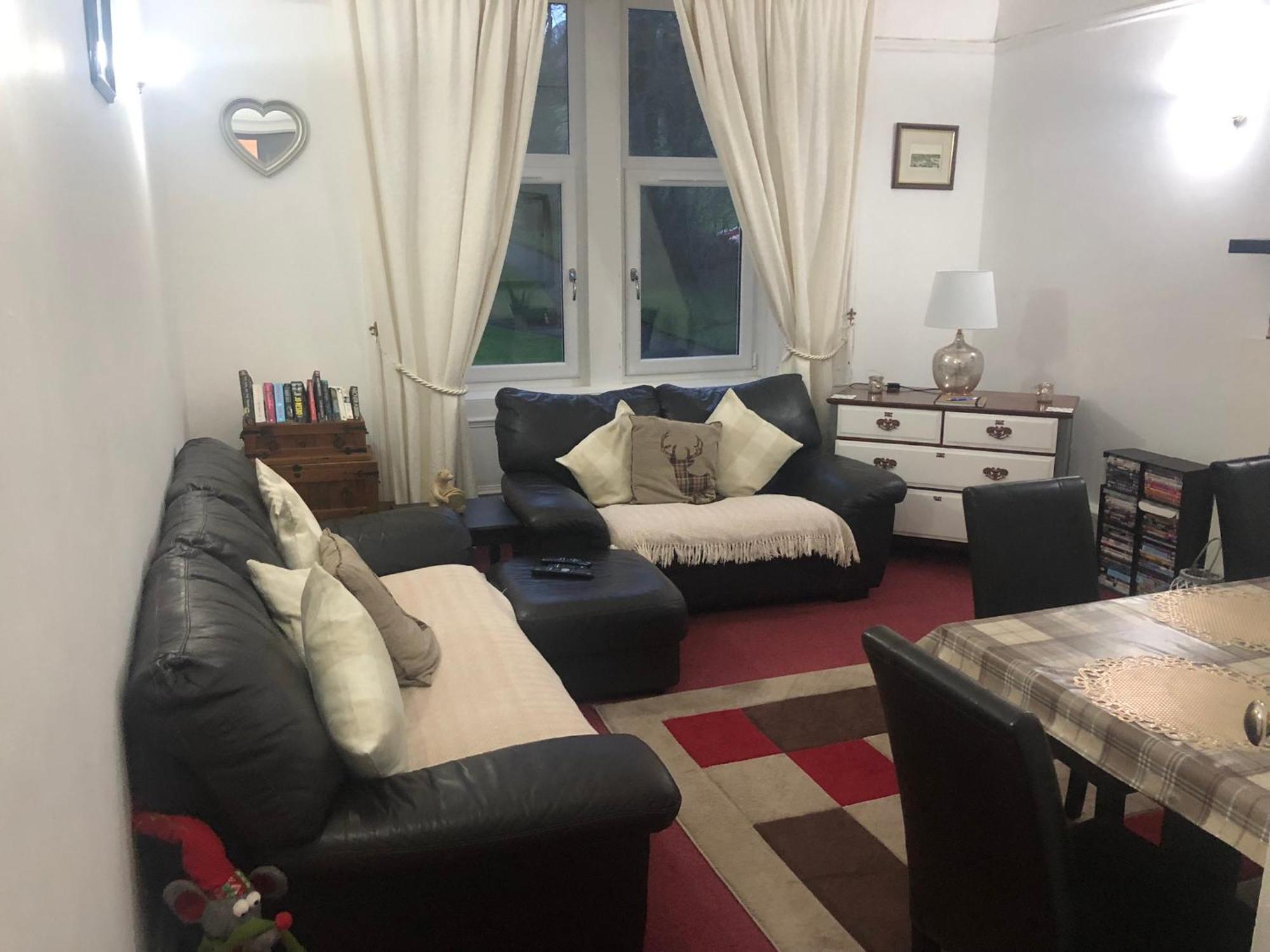 Captivating 2-Bed Apartment In Isle Of Bute Rothesay Buitenkant foto
