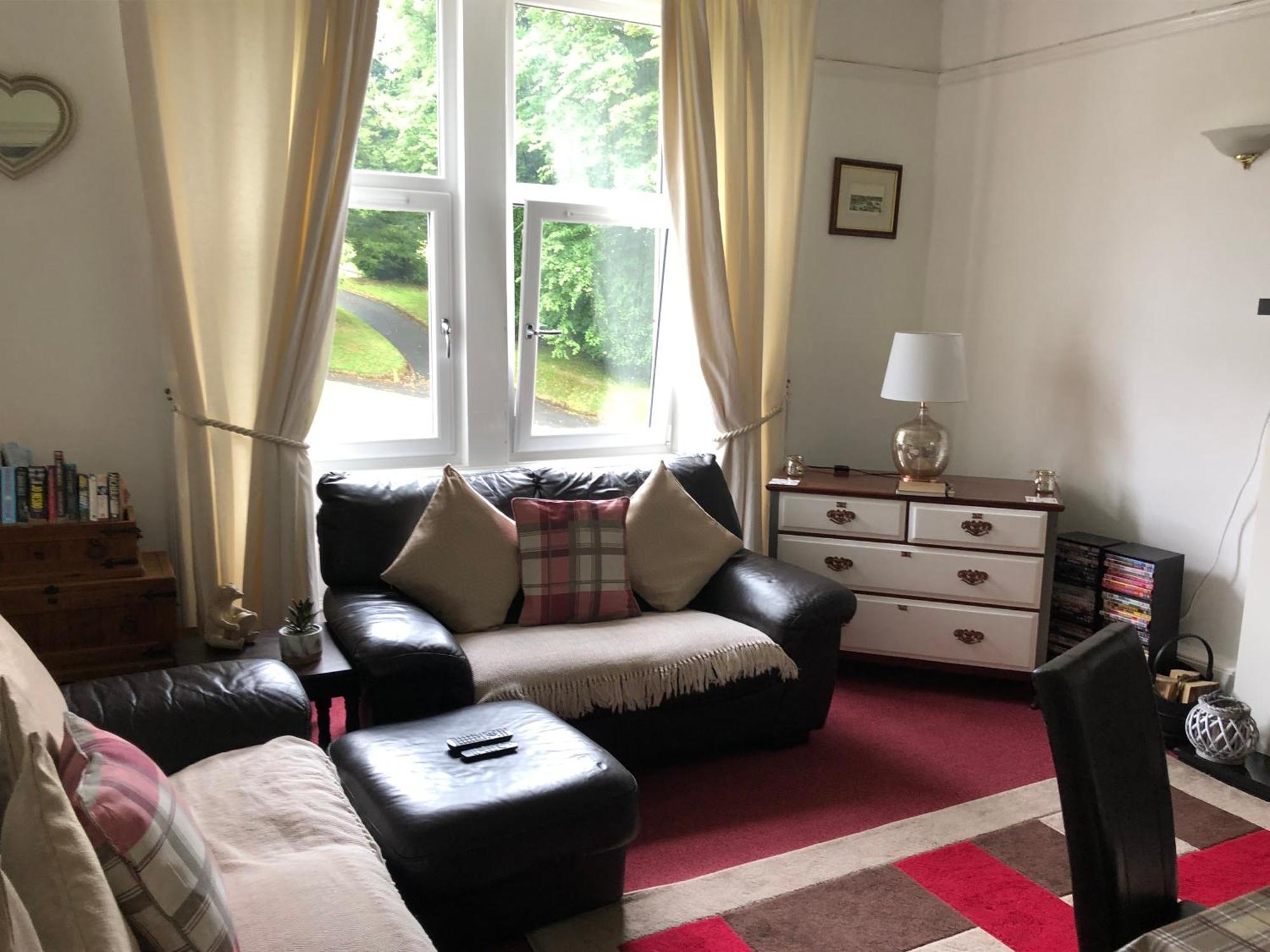 Captivating 2-Bed Apartment In Isle Of Bute Rothesay Buitenkant foto