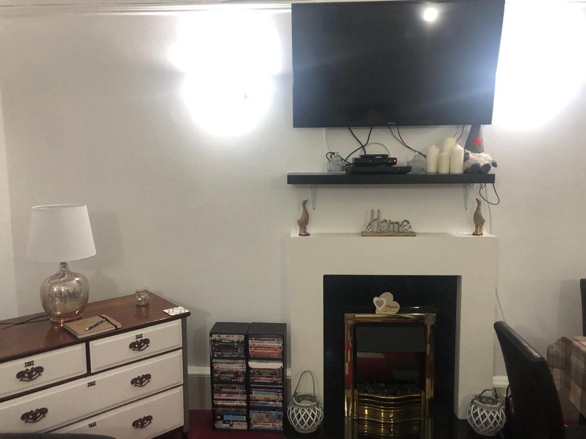 Captivating 2-Bed Apartment In Isle Of Bute Rothesay Buitenkant foto